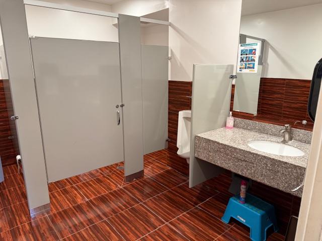 Detail Gallery Image 10 of 11 For 17900 Murphy Pkwy #2,  Lathrop,  CA 95330 - – Beds | – Baths