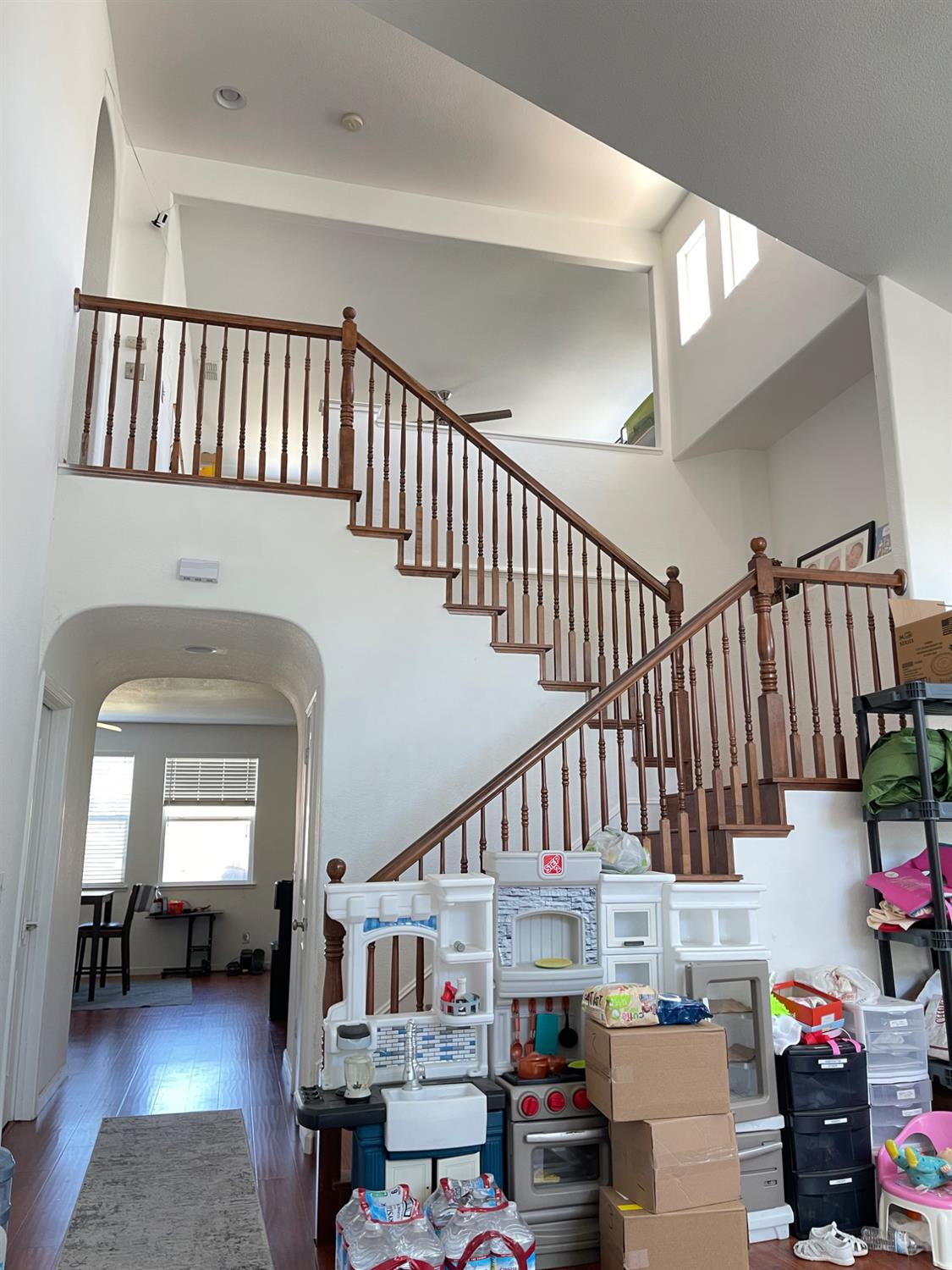 Detail Gallery Image 5 of 29 For 7743 Addison Way, Sacramento,  CA 95822 - 4 Beds | 3 Baths