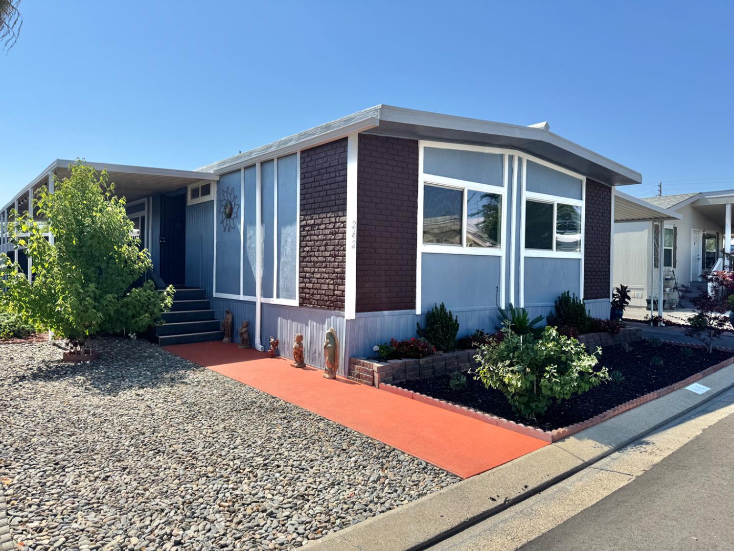 Detail Gallery Image 2 of 18 For 2621 Prescott Rd 242, Modesto,  CA 95350 - 3 Beds | 2 Baths