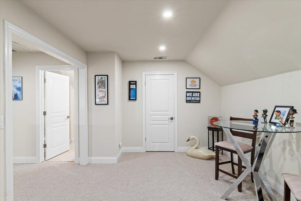 Detail Gallery Image 51 of 92 For 1545 Thunderbird Dr, Modesto,  CA 95356 - 5 Beds | 4 Baths