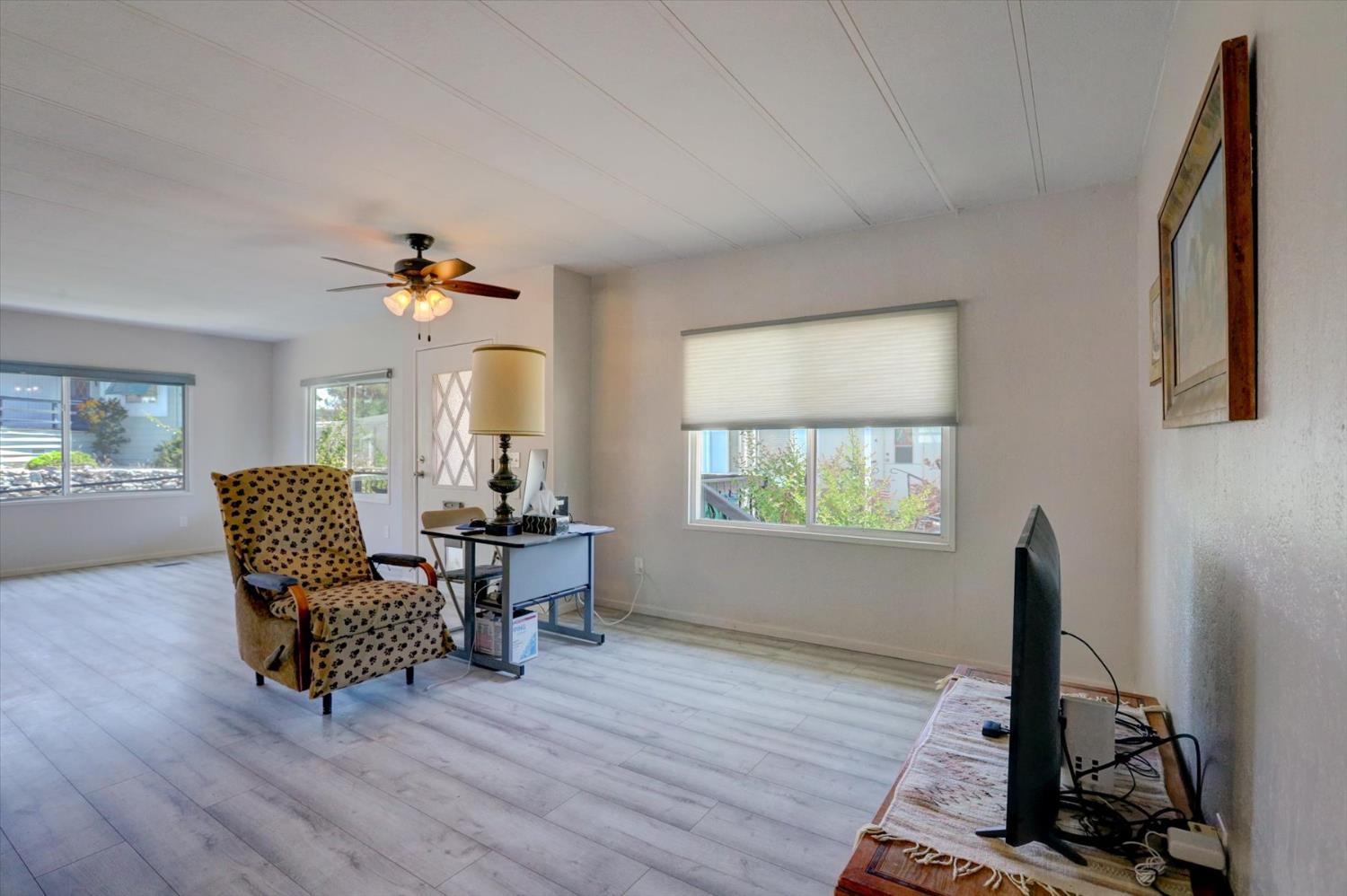 Detail Gallery Image 13 of 43 For 1536 Mulberry Dr, Grass Valley,  CA 95945 - 2 Beds | 2 Baths