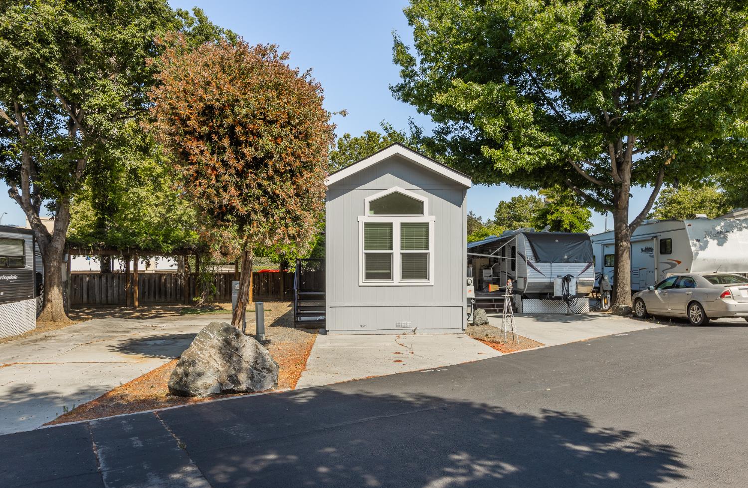 Detail Gallery Image 2 of 10 For 5878 Garlic Farms Dr 153, Gilroy,  CA 95020 - 2 Beds | 1 Baths