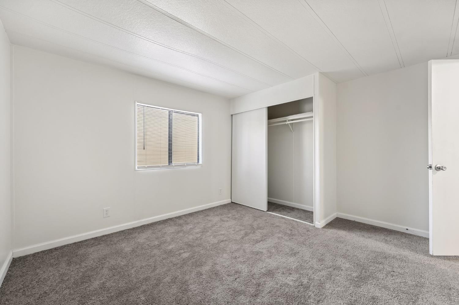 Detail Gallery Image 13 of 16 For 3557 Mobile Way, Sacramento,  CA 95834 - 2 Beds | 1 Baths