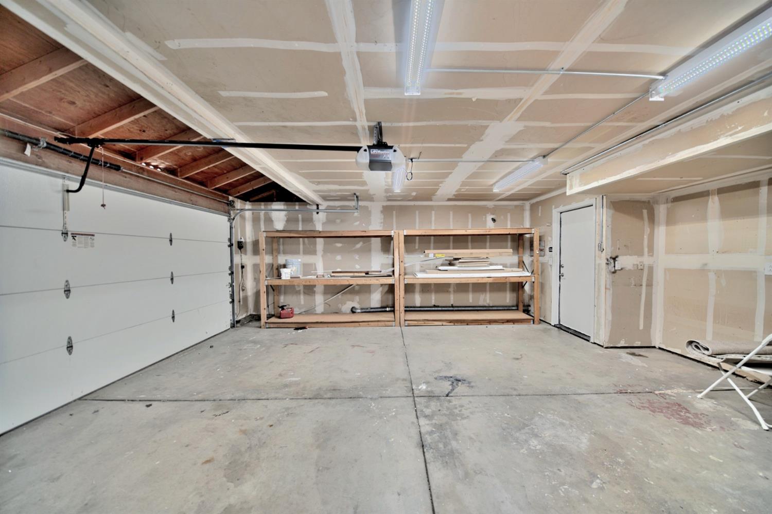 Detail Gallery Image 37 of 79 For 1841 Summertime Dr, Tracy,  CA 95376 - 5 Beds | 3 Baths