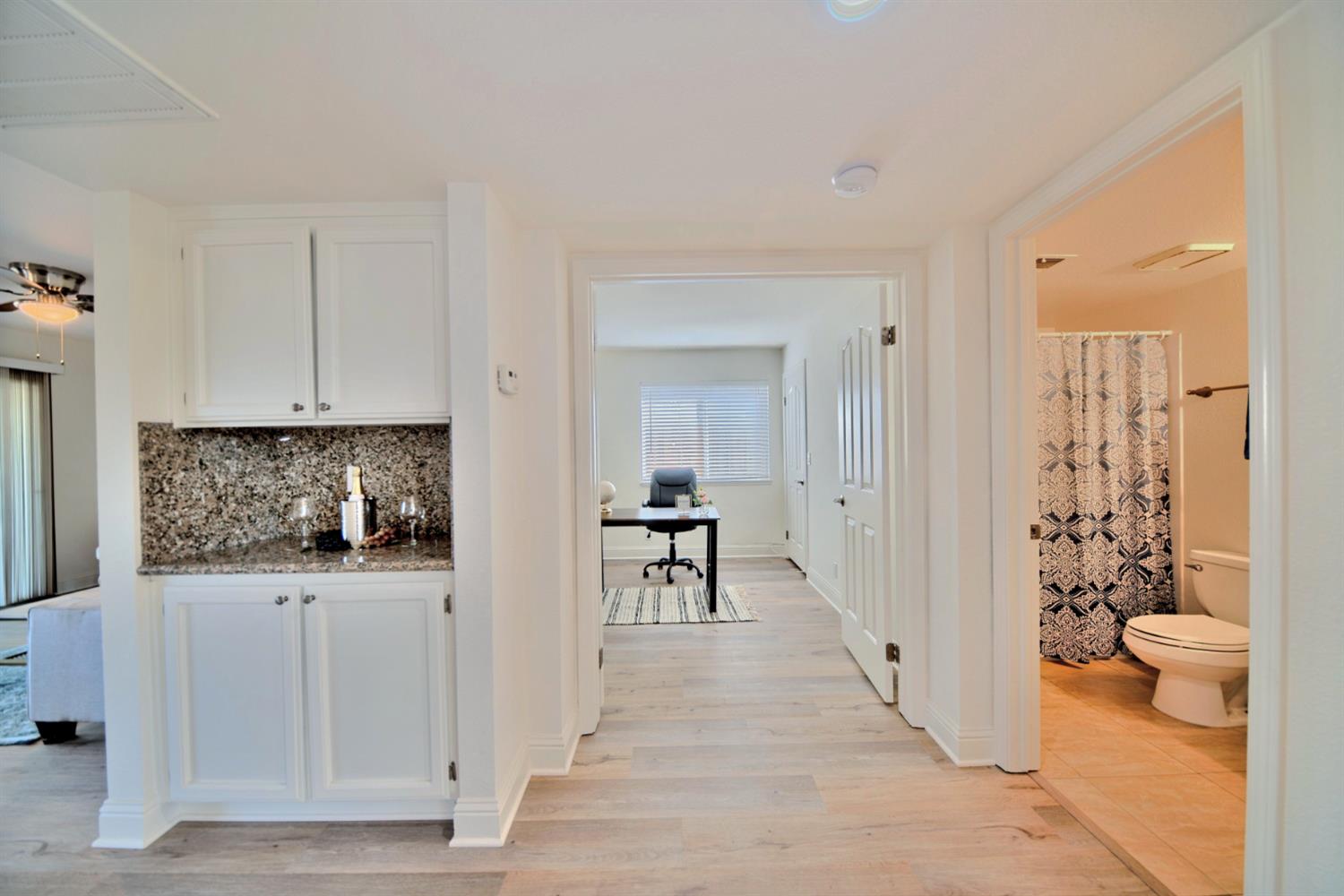 Detail Gallery Image 30 of 79 For 1841 Summertime Dr, Tracy,  CA 95376 - 5 Beds | 3 Baths