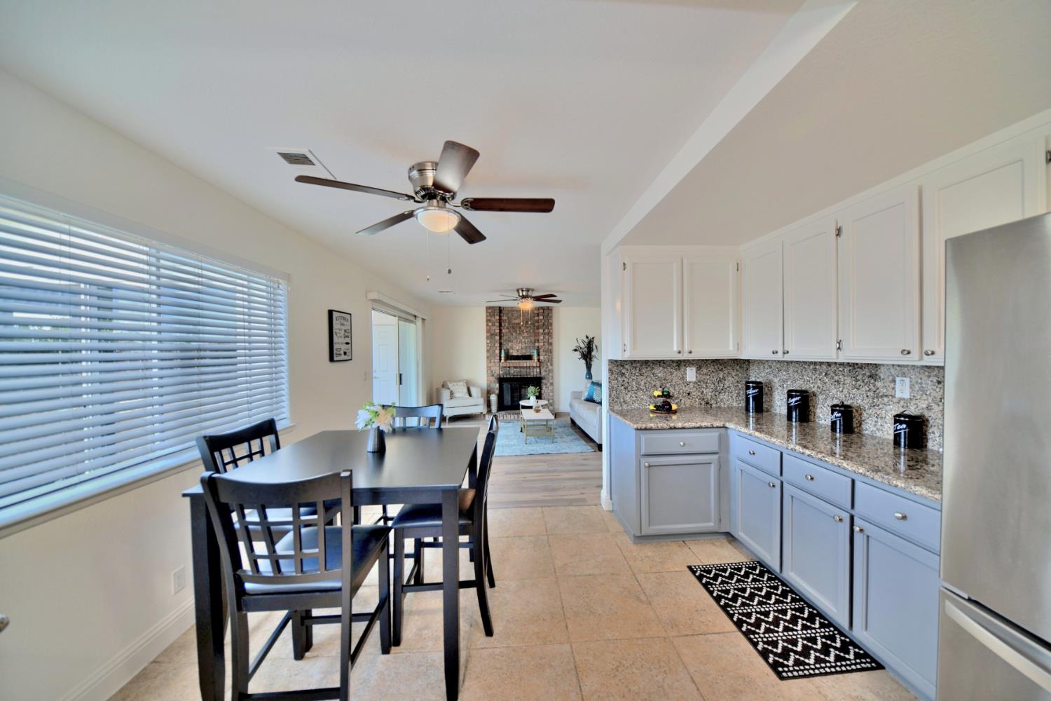Detail Gallery Image 19 of 79 For 1841 Summertime Dr, Tracy,  CA 95376 - 5 Beds | 3 Baths