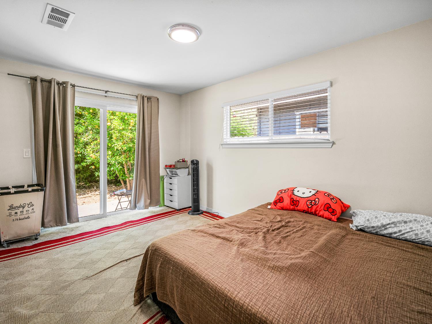 4907 Douvan Court, Carmichael, California image 18