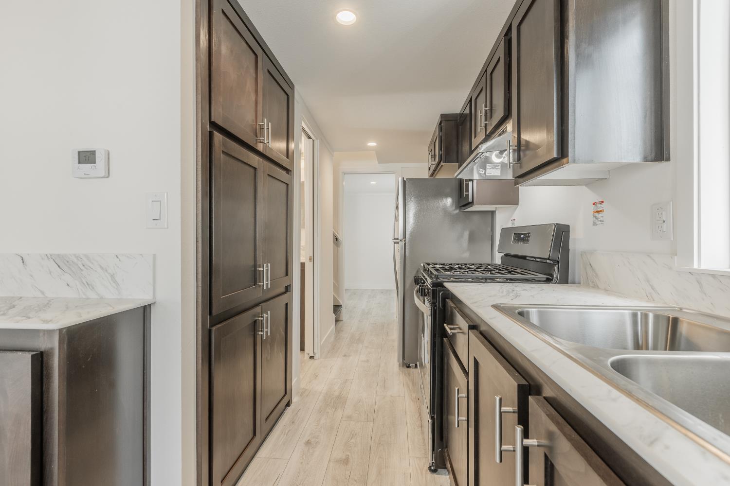 Detail Gallery Image 6 of 14 For 5878 Garlic Farms Dr 132, Gilroy,  CA 95020 - 1 Beds | 1 Baths