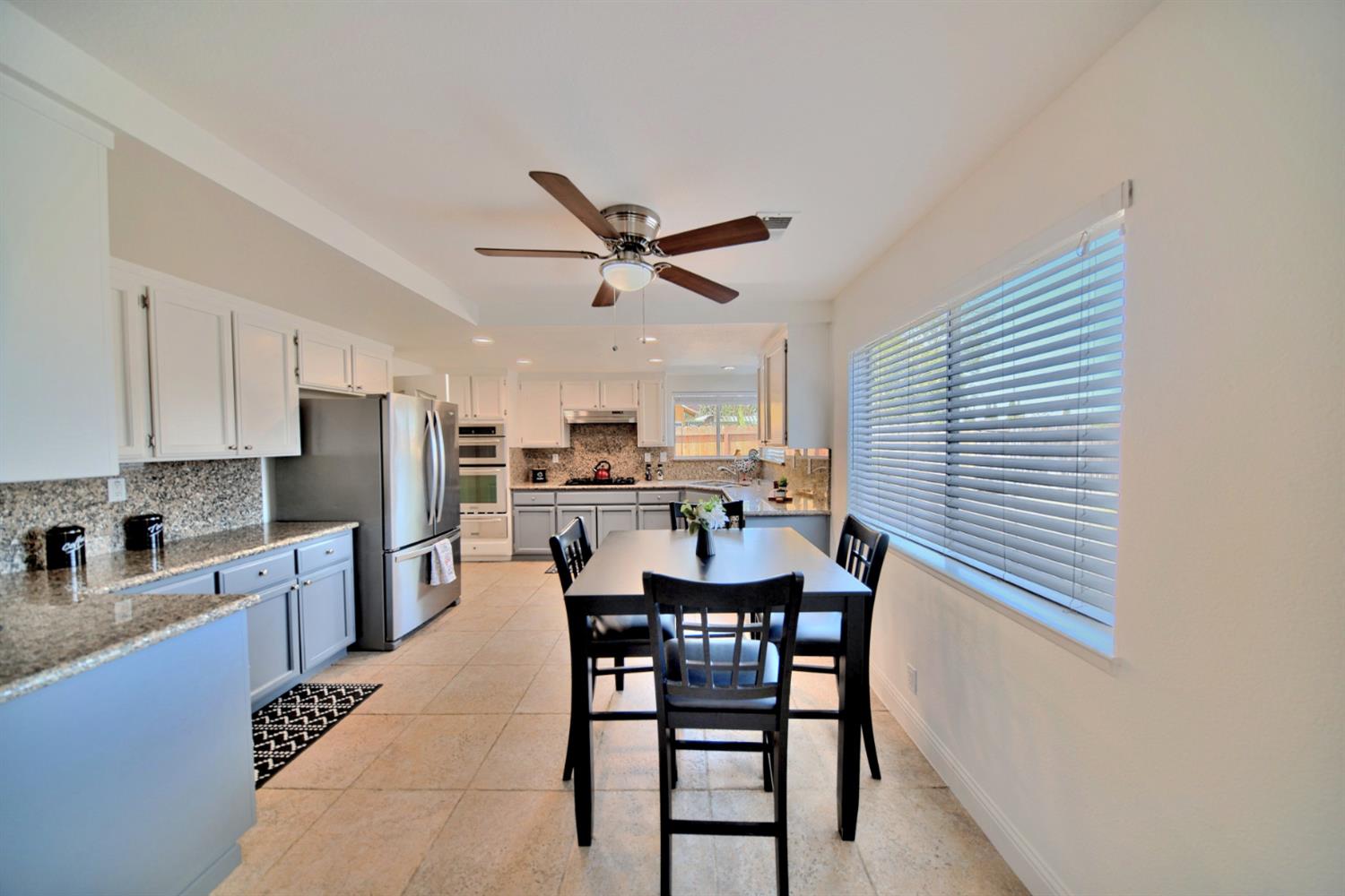Detail Gallery Image 20 of 79 For 1841 Summertime Dr, Tracy,  CA 95376 - 5 Beds | 3 Baths