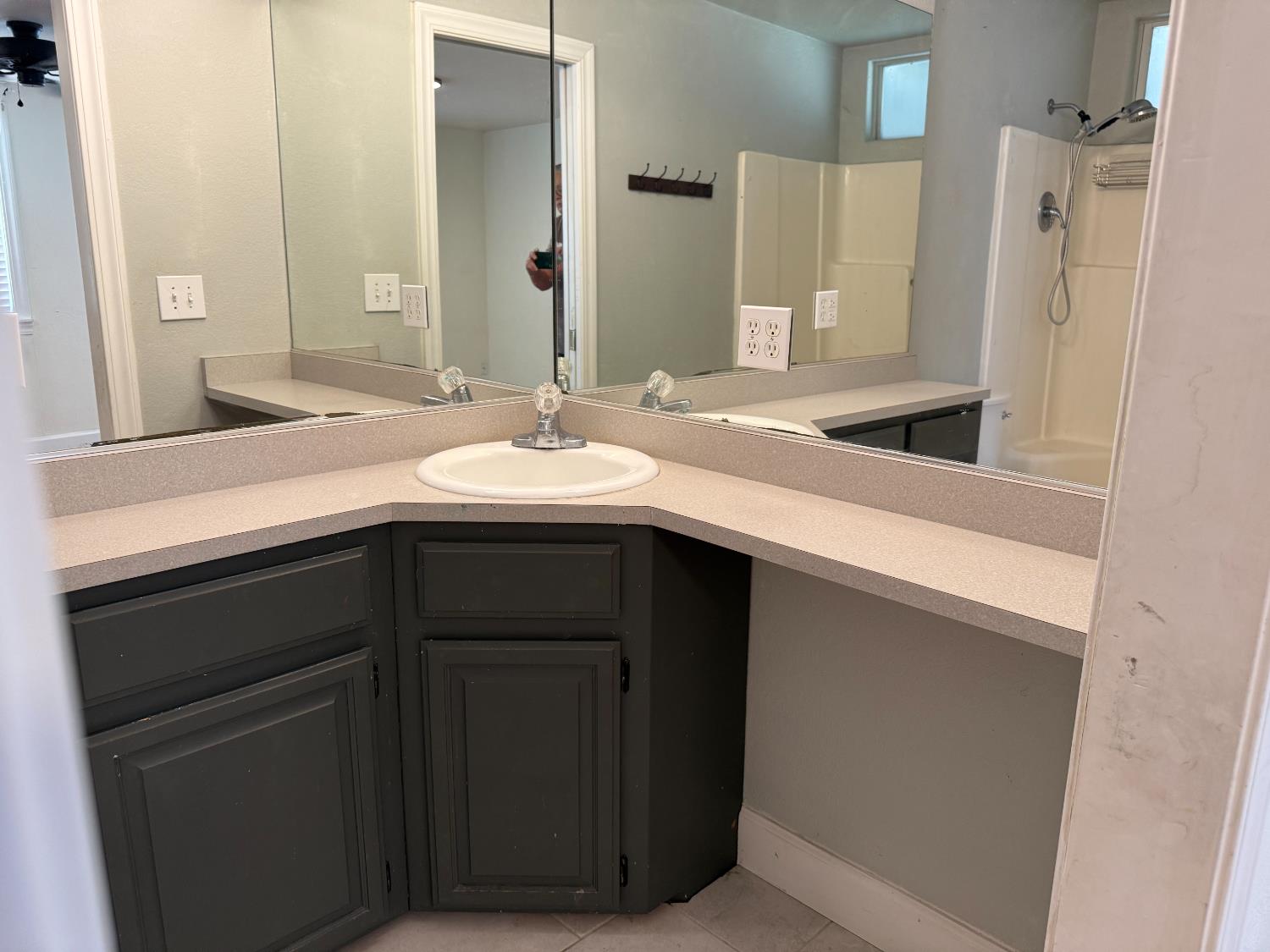 Detail Gallery Image 21 of 23 For 812 Taylor St, Winters,  CA 95694 - 3 Beds | 2 Baths