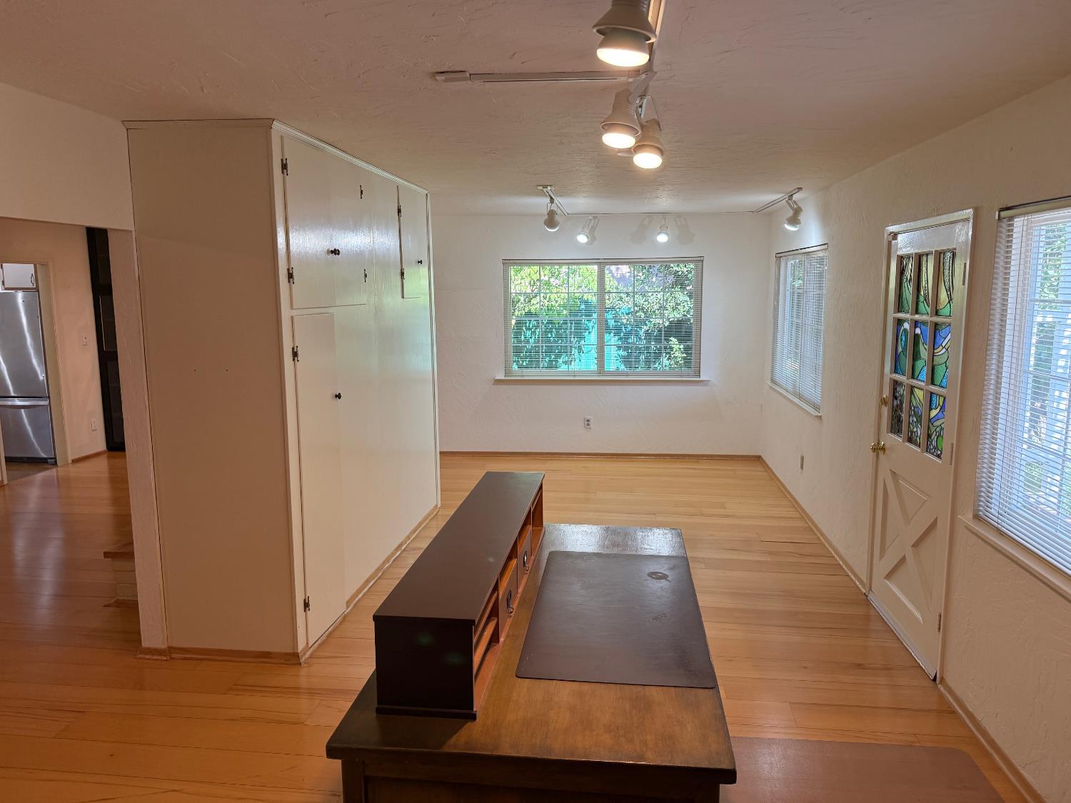 Detail Gallery Image 15 of 52 For 8216 Rensselaer Way, Sacramento,  CA 95826 - 3 Beds | 2 Baths