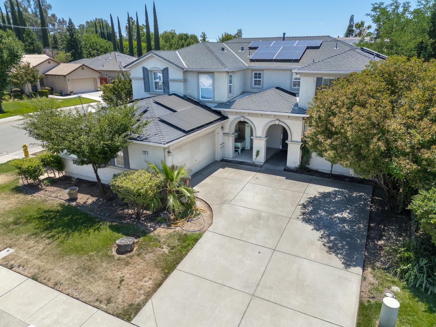 Detail Gallery Image 2 of 52 For 3266 Baker Way, Live Oak,  CA 95953 - 6 Beds | 3 Baths