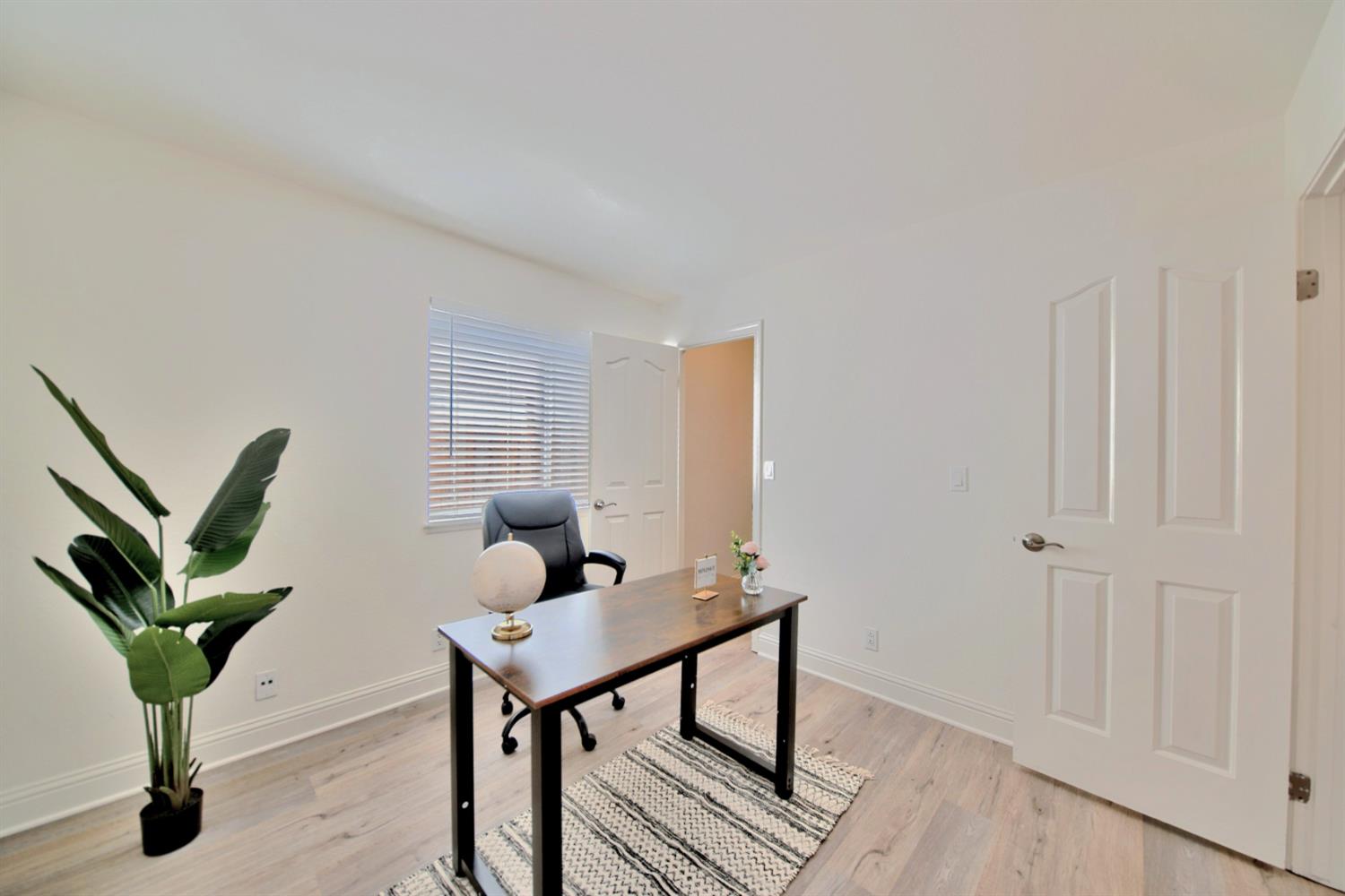 Detail Gallery Image 32 of 79 For 1841 Summertime Dr, Tracy,  CA 95376 - 5 Beds | 3 Baths