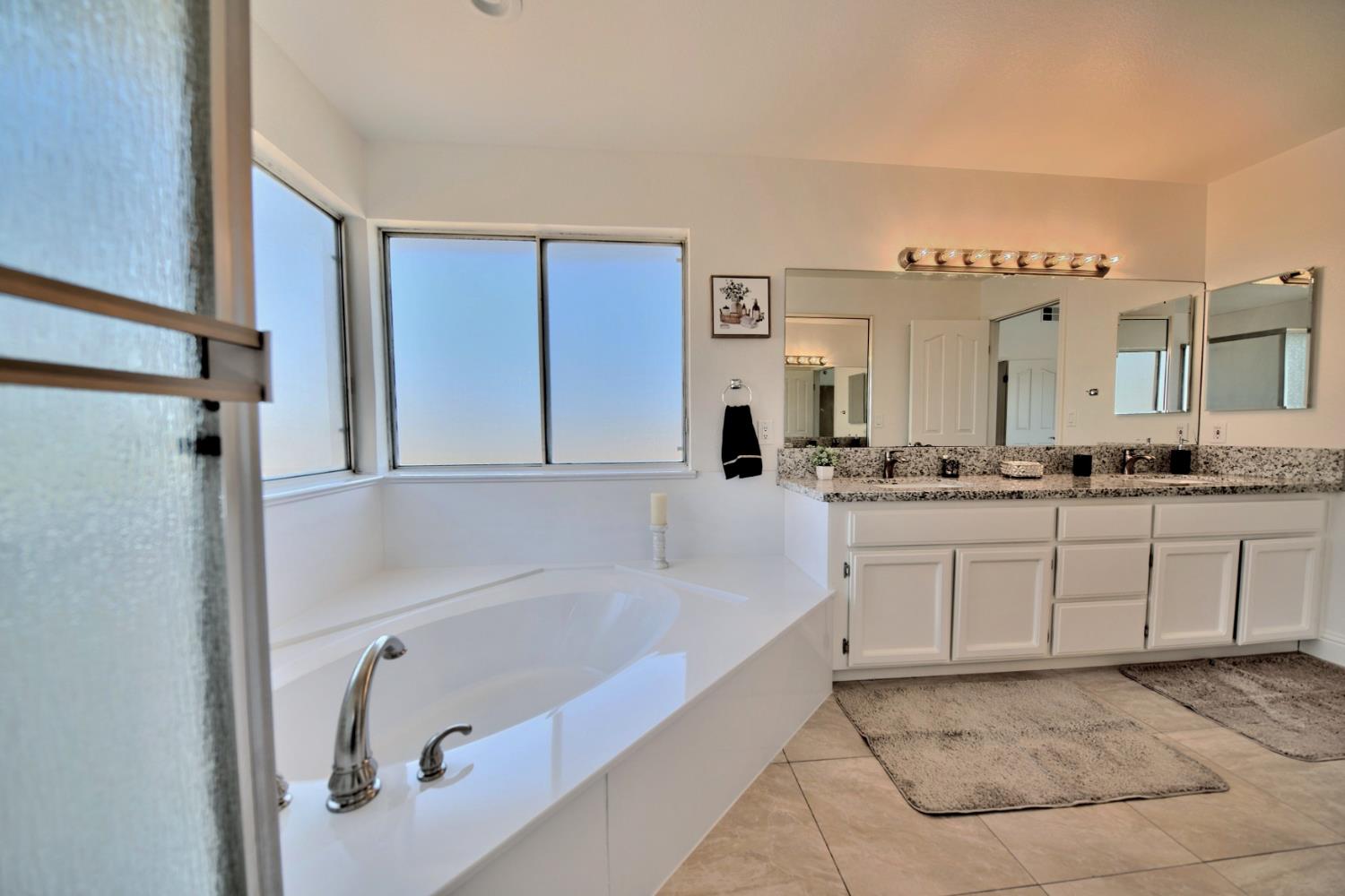 Detail Gallery Image 54 of 79 For 1841 Summertime Dr, Tracy,  CA 95376 - 5 Beds | 3 Baths