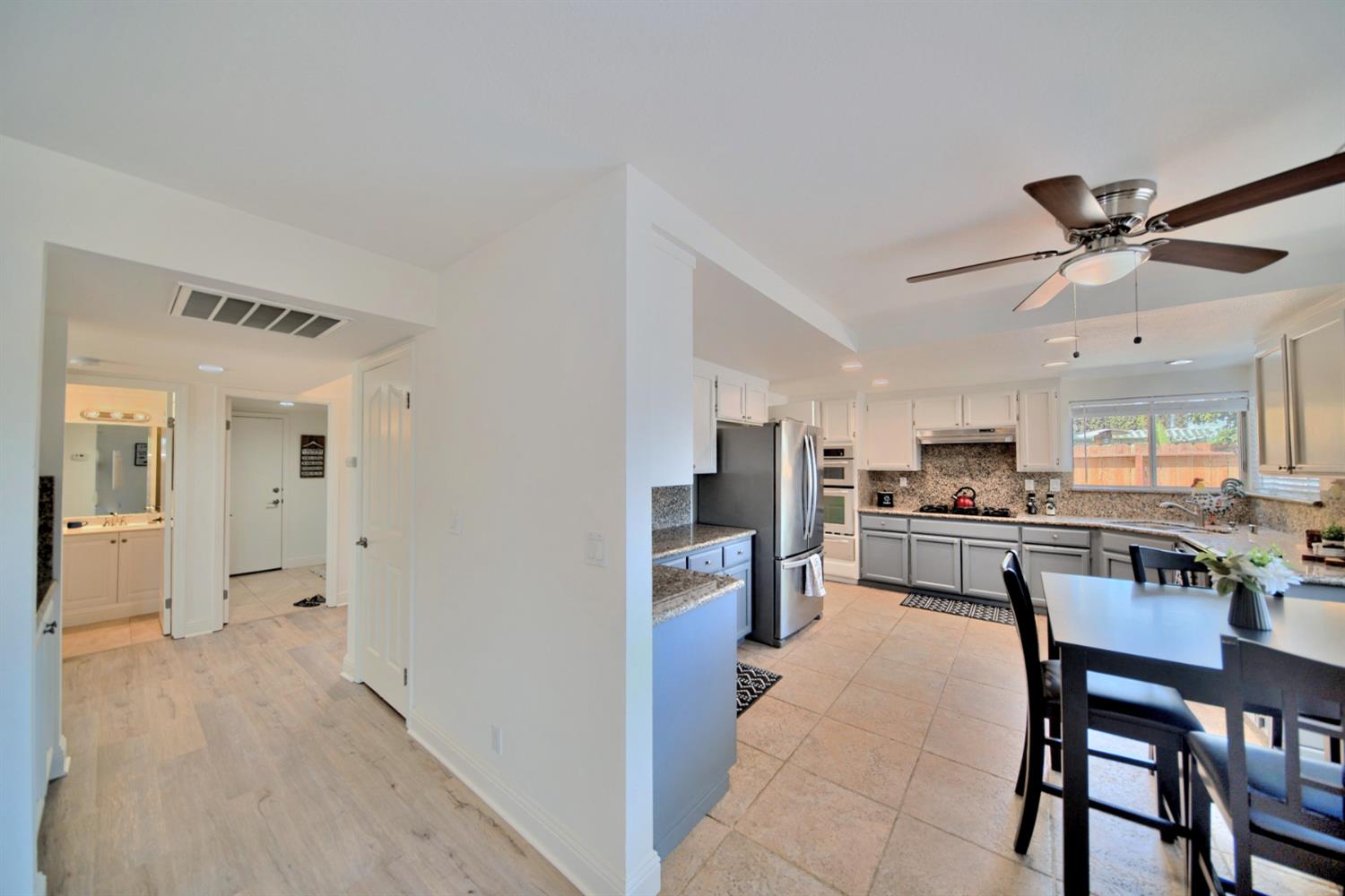 Detail Gallery Image 27 of 79 For 1841 Summertime Dr, Tracy,  CA 95376 - 5 Beds | 3 Baths