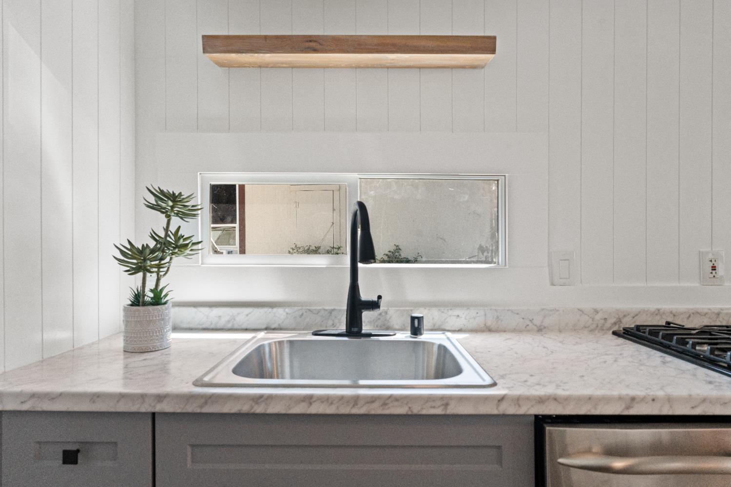 Detail Gallery Image 10 of 19 For 8880 Auburn Folsom Rd #29, Granite Bay,  CA 95746 - 1 Beds | 1 Baths
