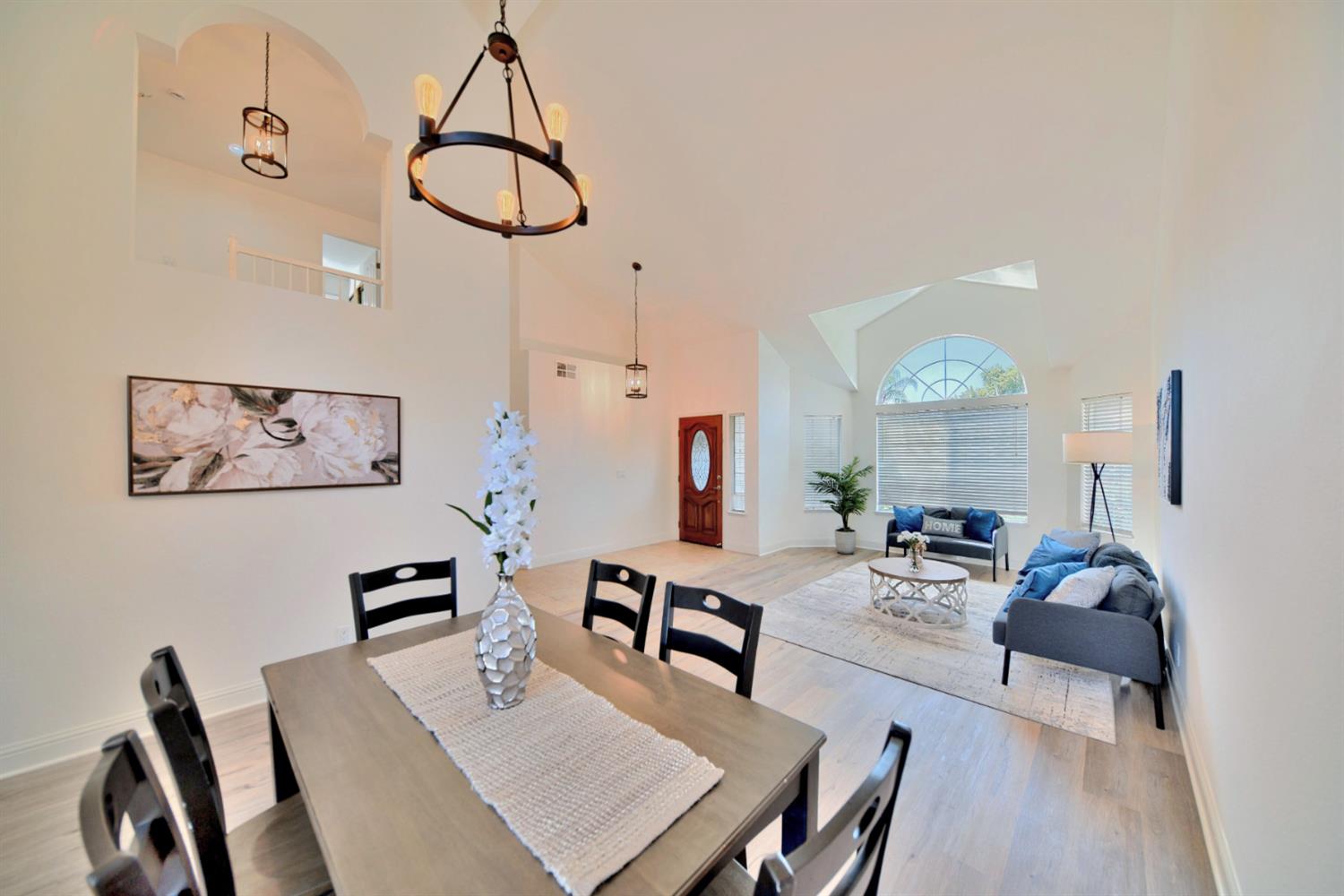 Detail Gallery Image 9 of 79 For 1841 Summertime Dr, Tracy,  CA 95376 - 5 Beds | 3 Baths