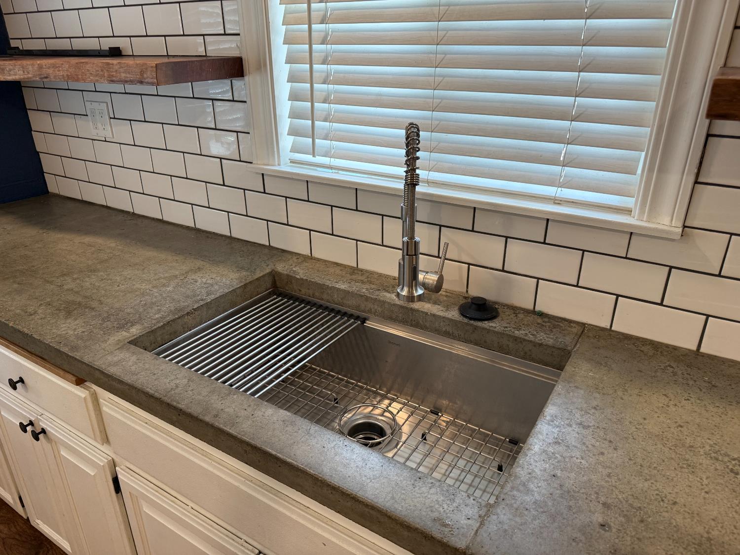 Detail Gallery Image 10 of 23 For 812 Taylor St, Winters,  CA 95694 - 3 Beds | 2 Baths