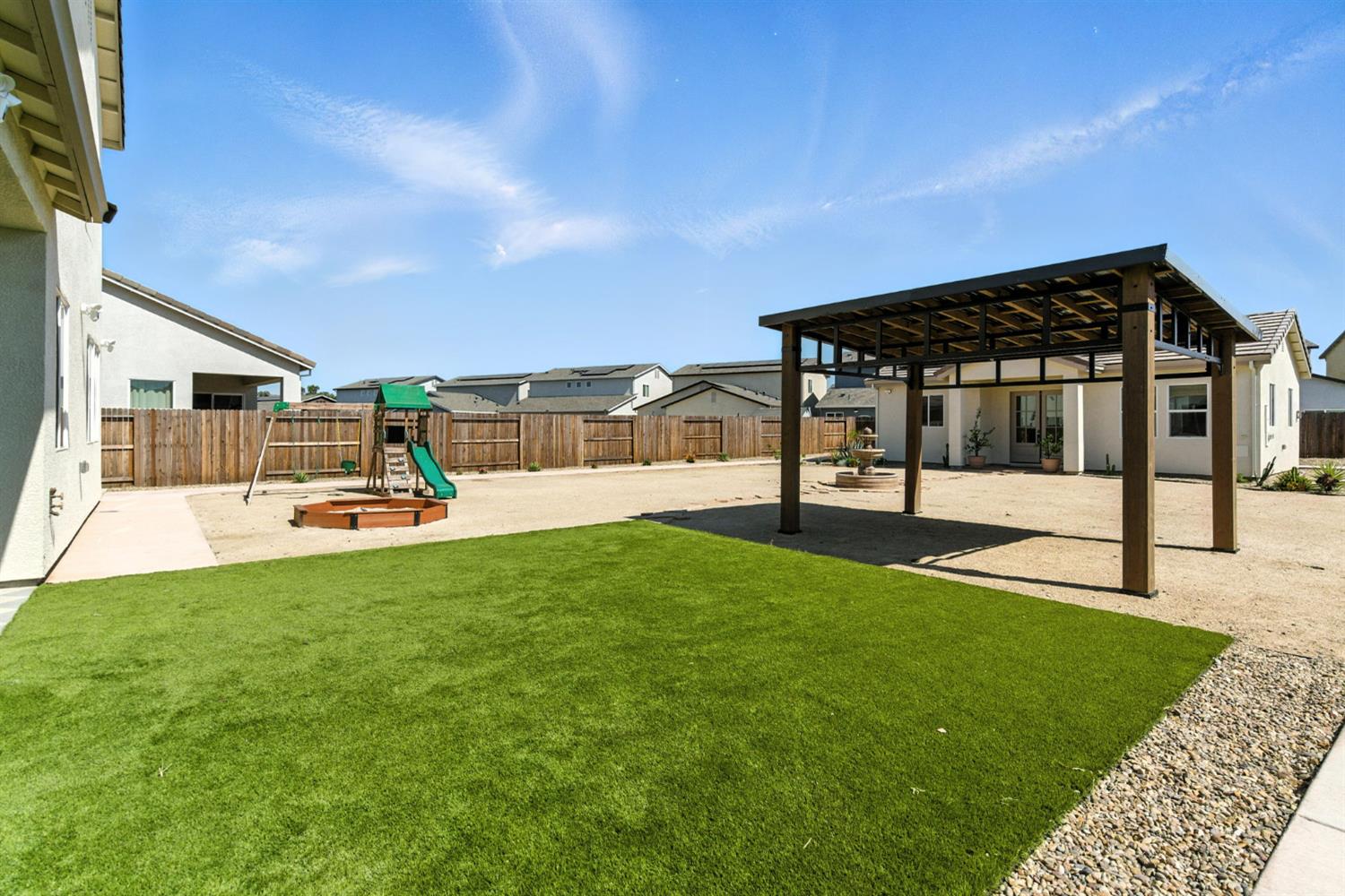 Detail Gallery Image 45 of 73 For 2328 Paramount Ln, Manteca,  CA 95337 - 4 Beds | 3/1 Baths