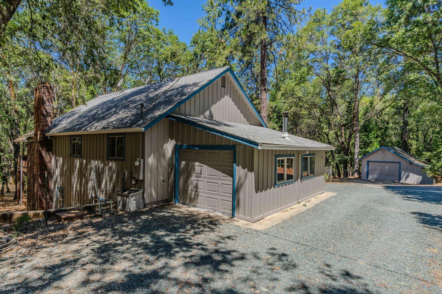 Detail Gallery Image 5 of 72 For 148 Sandy Gulch Ln, West Point,  CA 95255 - 4 Beds | 2 Baths