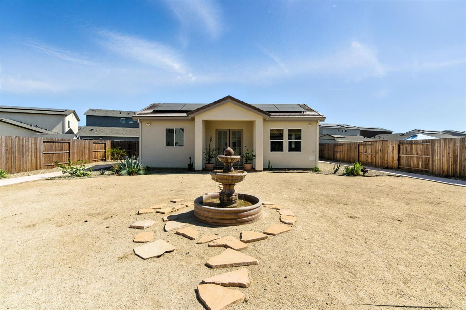 Detail Gallery Image 49 of 73 For 2328 Paramount Ln, Manteca,  CA 95337 - 4 Beds | 3/1 Baths