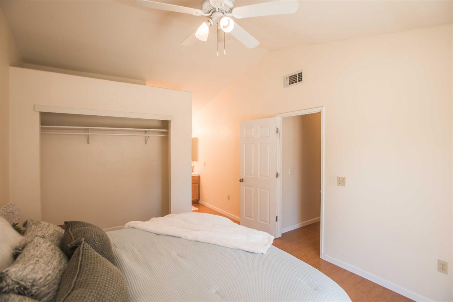 Detail Gallery Image 30 of 47 For 1172 Park Valley Way, Galt,  CA 95632 - 4 Beds | 2 Baths