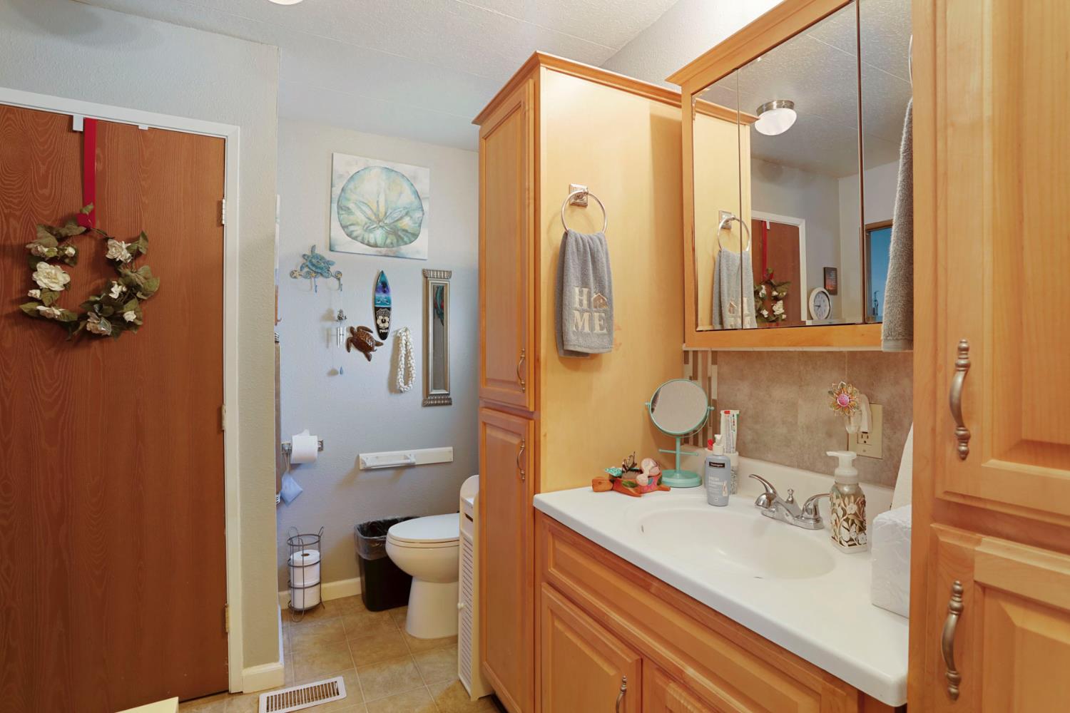 Detail Gallery Image 26 of 31 For 1830 E East Yosemite, Manteca,  CA 95336 - 3 Beds | 2 Baths