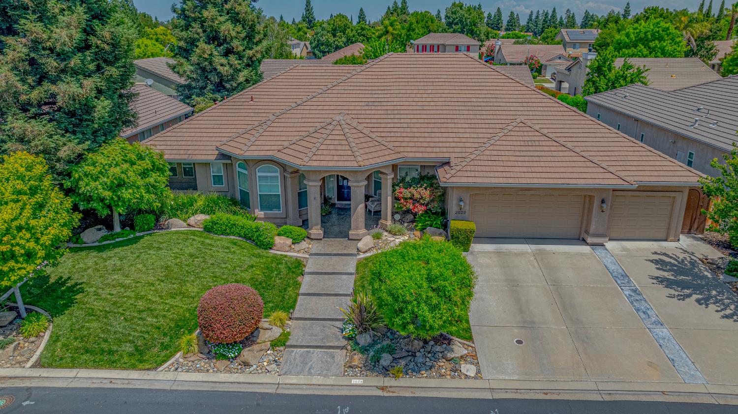 Detail Gallery Image 55 of 61 For 2029 Robin Hood Ln, Merced,  CA 95340 - 4 Beds | 3/1 Baths