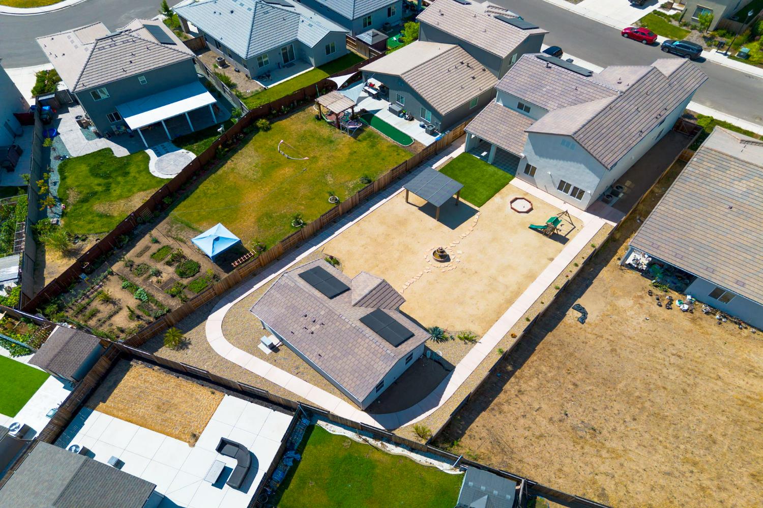 Detail Gallery Image 69 of 73 For 2328 Paramount Ln, Manteca,  CA 95337 - 4 Beds | 3/1 Baths