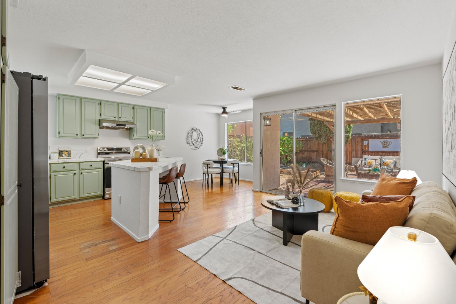 Detail Gallery Image 12 of 42 For 550 Fawn Glen Dr, Tracy,  CA 95376 - 3 Beds | 2 Baths