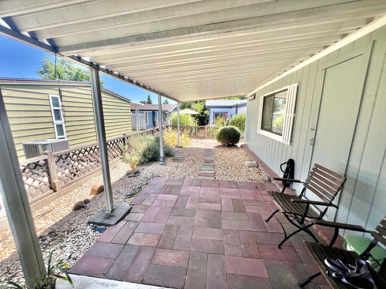 Detail Gallery Image 20 of 25 For 6132 Mame Ct, Citrus Heights,  CA 95621 - 2 Beds | 2 Baths