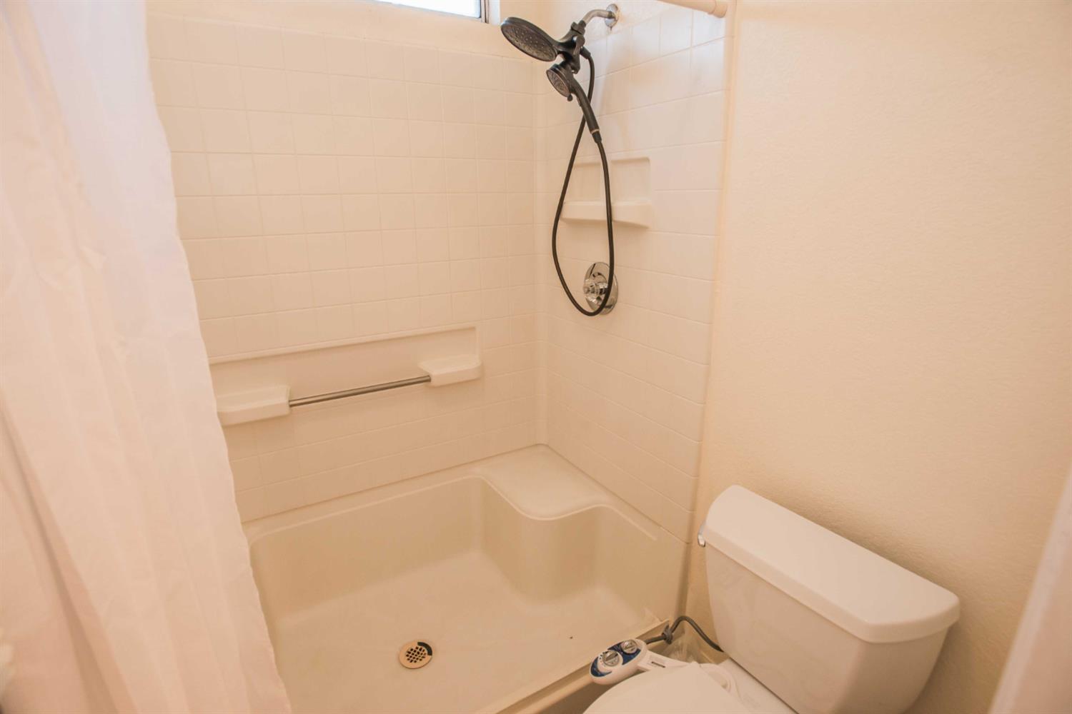 Detail Gallery Image 33 of 47 For 1172 Park Valley Way, Galt,  CA 95632 - 4 Beds | 2 Baths
