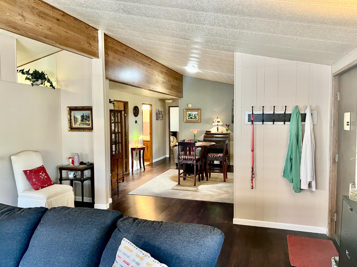 Detail Gallery Image 9 of 25 For 6132 Mame Ct, Citrus Heights,  CA 95621 - 2 Beds | 2 Baths