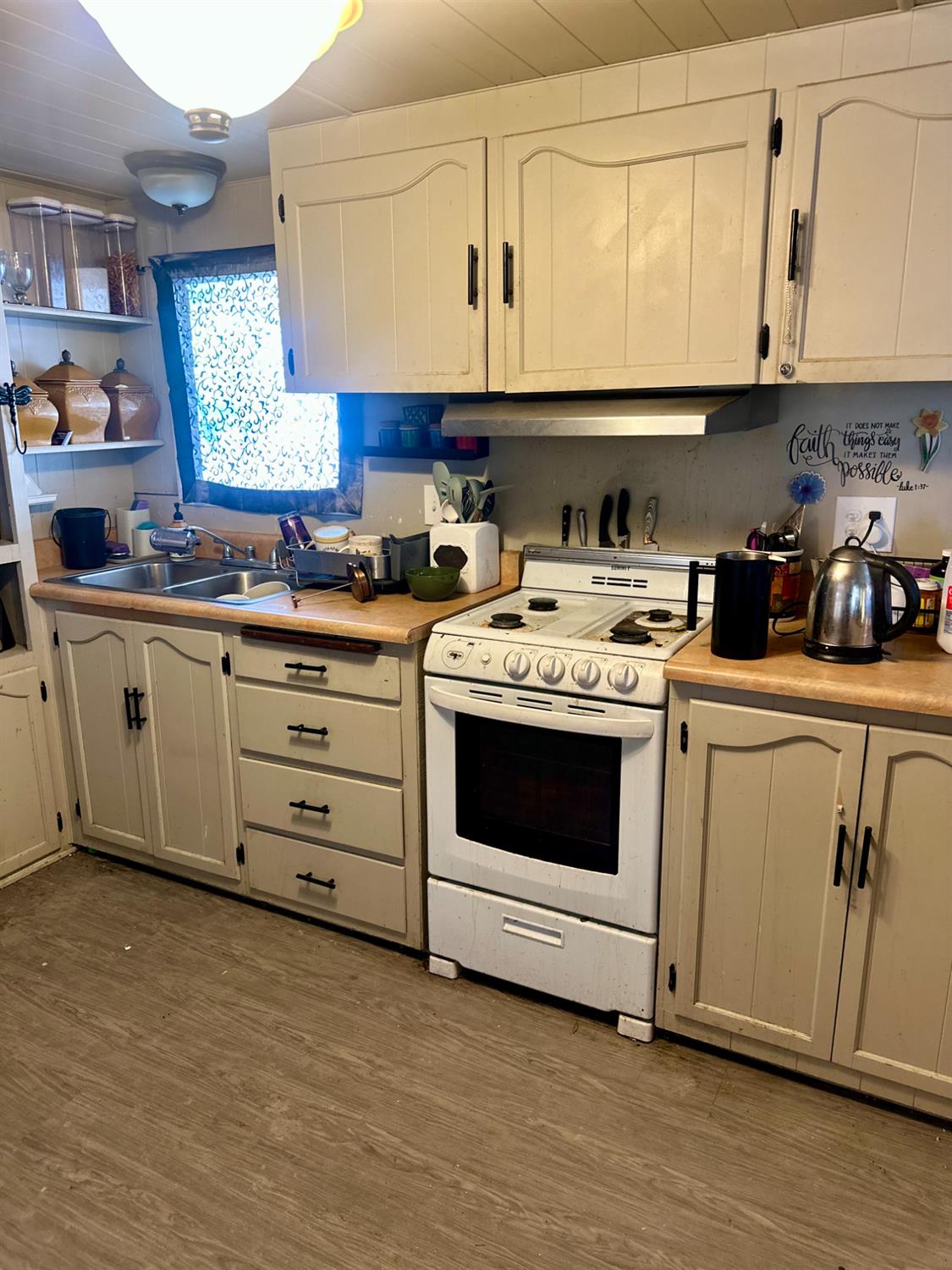 Detail Gallery Image 4 of 11 For 425 20th Century Blvd A13, Turlock,  CA 95380 - 1 Beds | 1 Baths