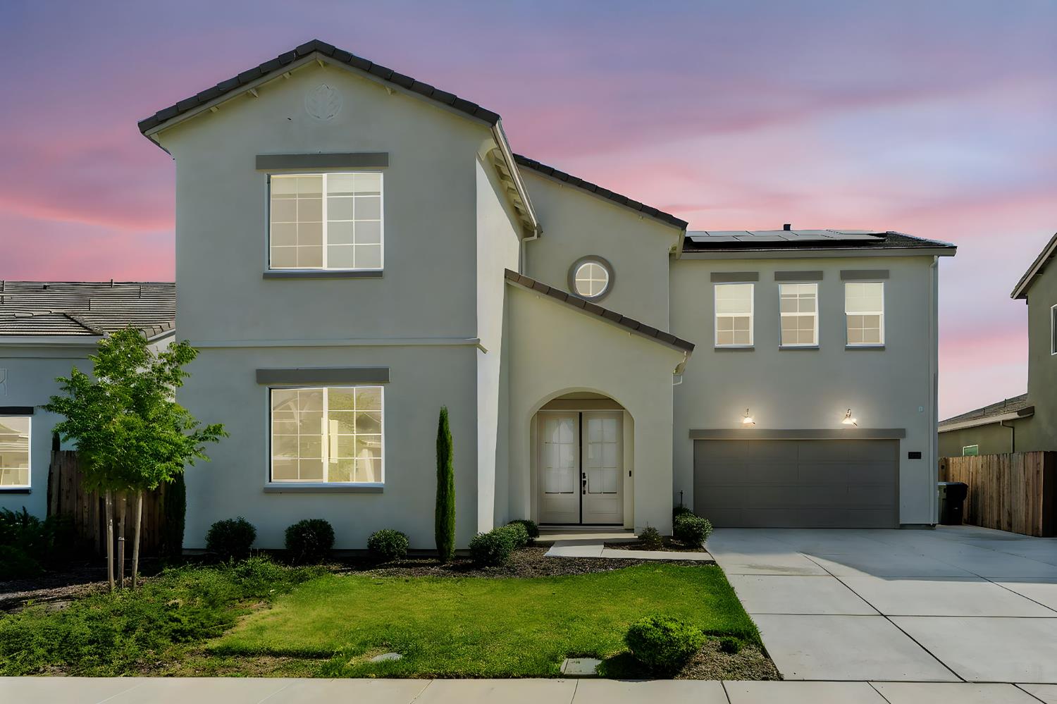 Detail Gallery Image 2 of 73 For 2328 Paramount Ln, Manteca,  CA 95337 - 4 Beds | 3/1 Baths
