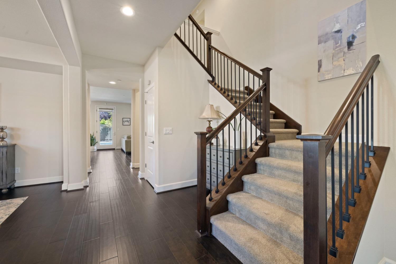 Detail Gallery Image 35 of 70 For 976 S Modena St, Mountain House,  CA 95391 - 6 Beds | 4/1 Baths