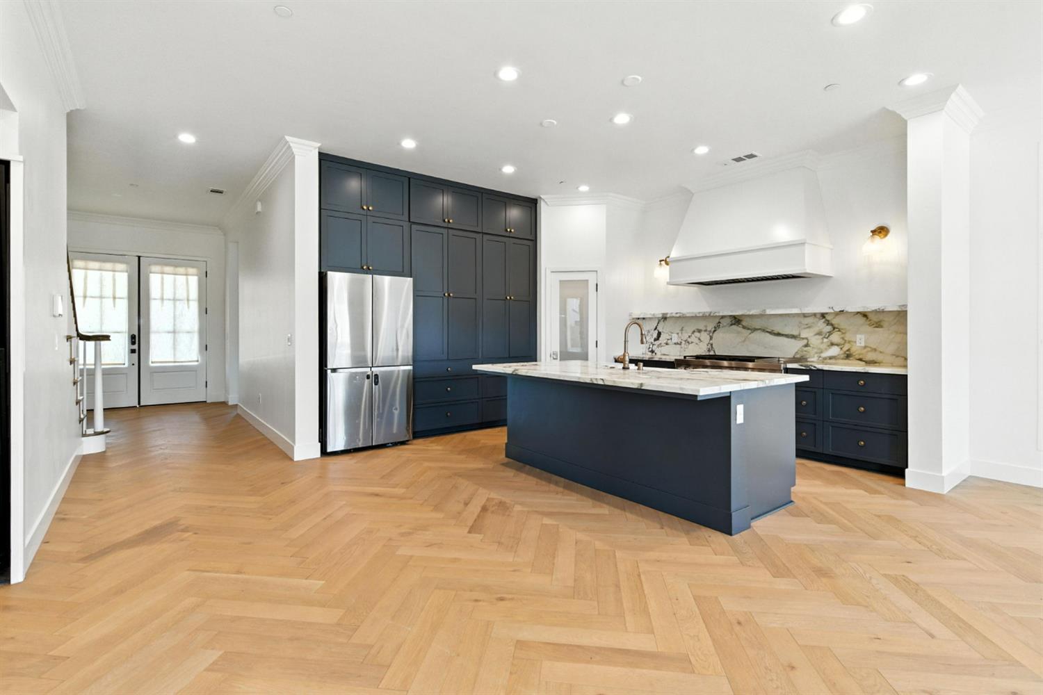Detail Gallery Image 20 of 73 For 2328 Paramount Ln, Manteca,  CA 95337 - 4 Beds | 3/1 Baths