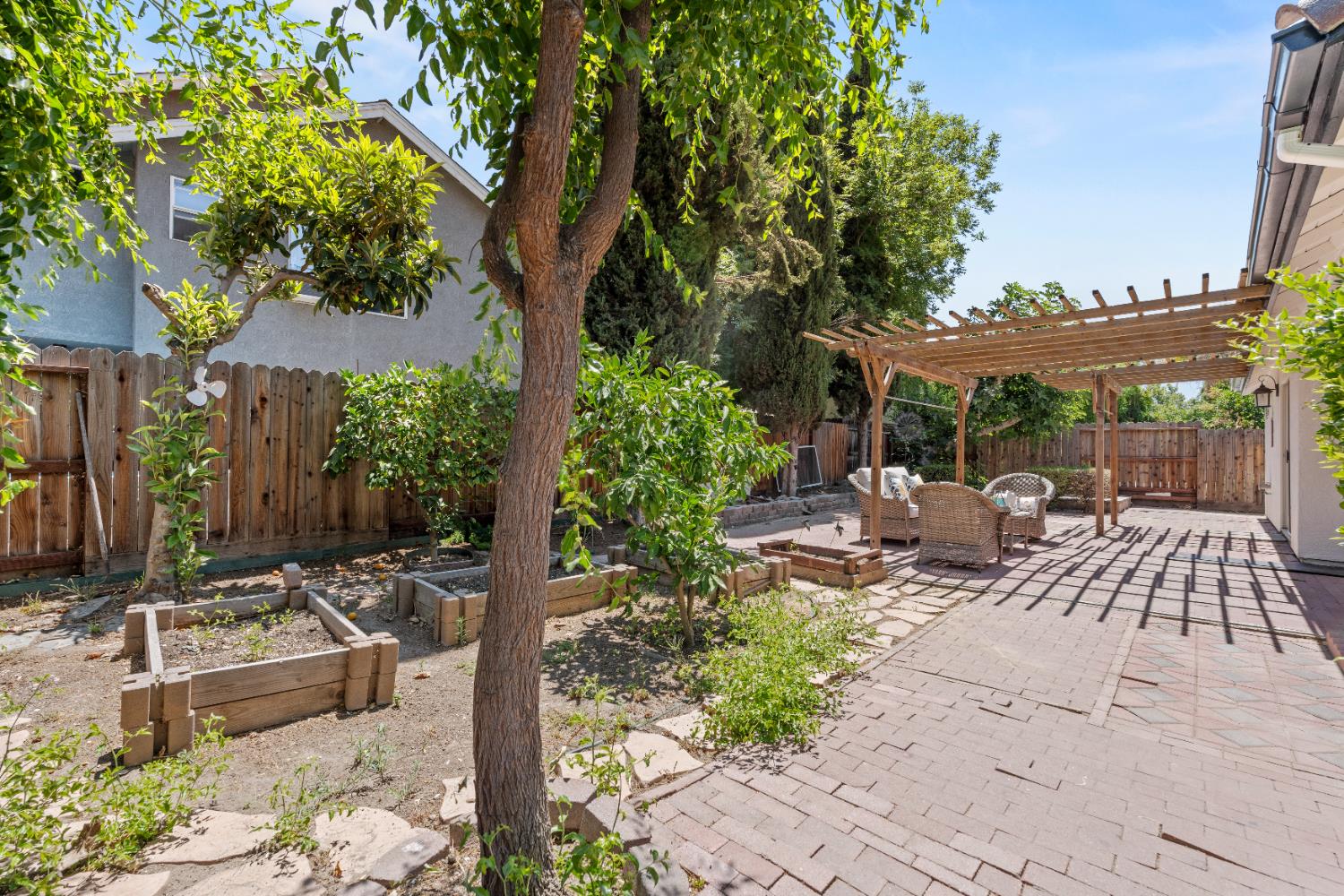 Detail Gallery Image 28 of 42 For 550 Fawn Glen Dr, Tracy,  CA 95376 - 3 Beds | 2 Baths