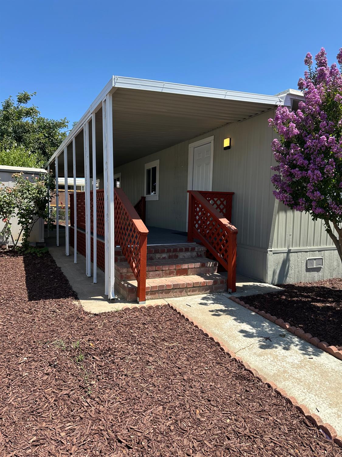 Detail Gallery Image 3 of 20 For 18450 N Hwy 88 60, Lockeford,  CA 95237 - 3 Beds | 2 Baths