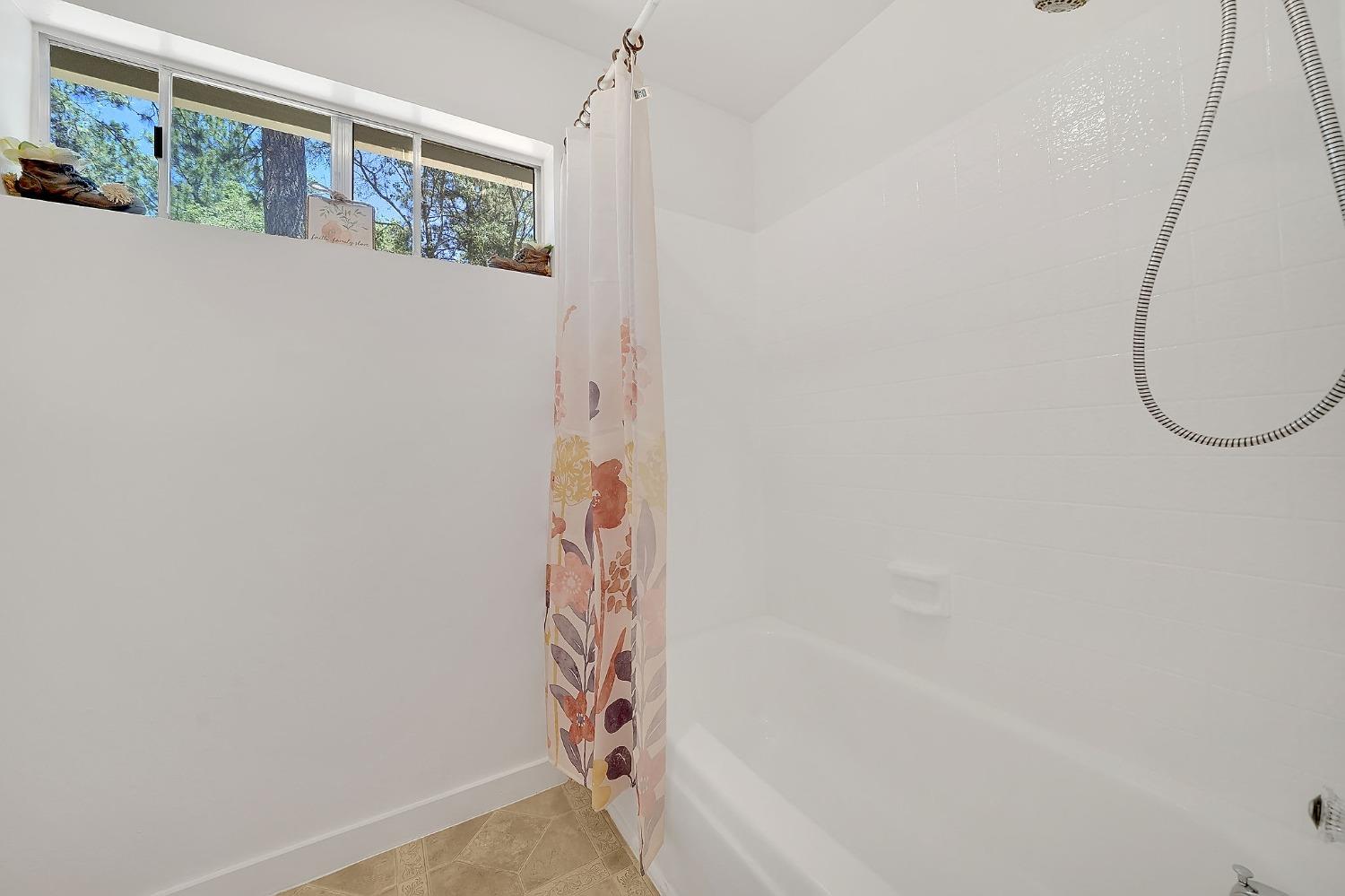 Detail Gallery Image 23 of 72 For 148 Sandy Gulch Ln, West Point,  CA 95255 - 4 Beds | 2 Baths