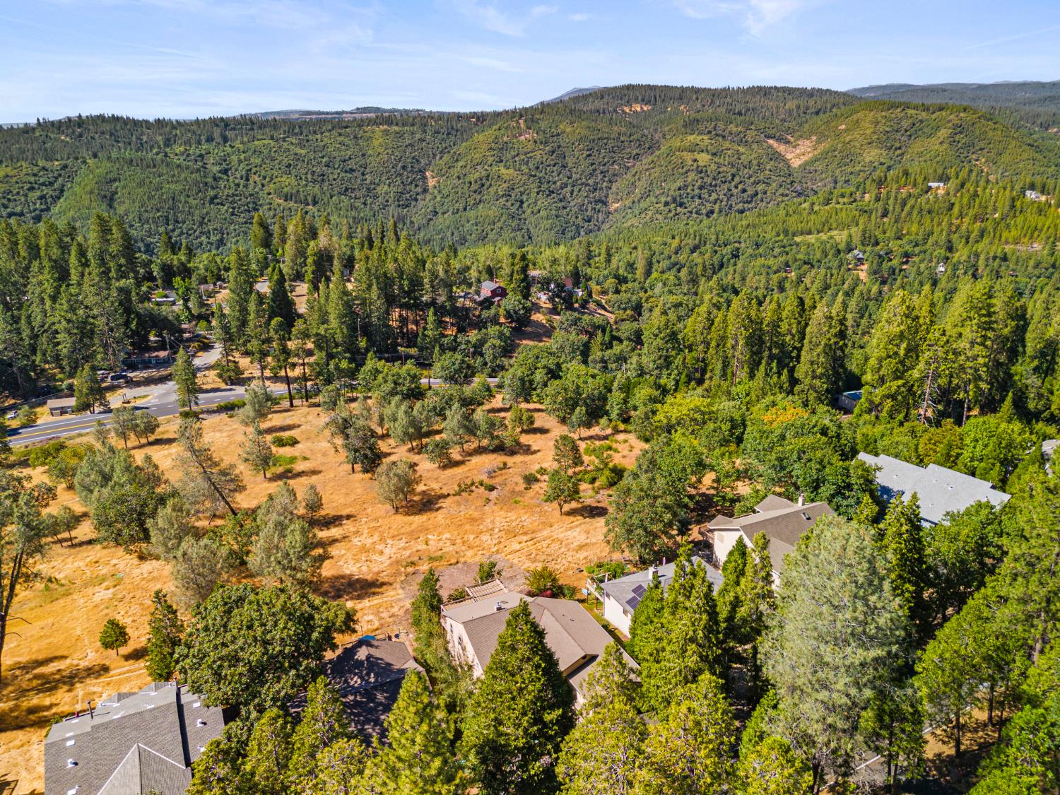 Detail Gallery Image 61 of 74 For 207 Snowberry Ct, Murphys,  CA 95247 - 4 Beds | 3 Baths