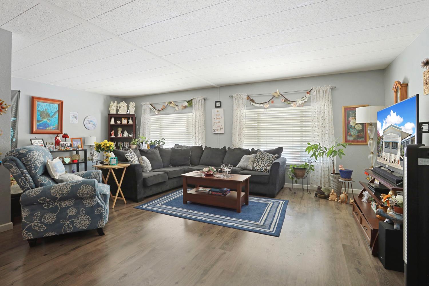 Detail Gallery Image 14 of 31 For 1830 E East Yosemite, Manteca,  CA 95336 - 3 Beds | 2 Baths