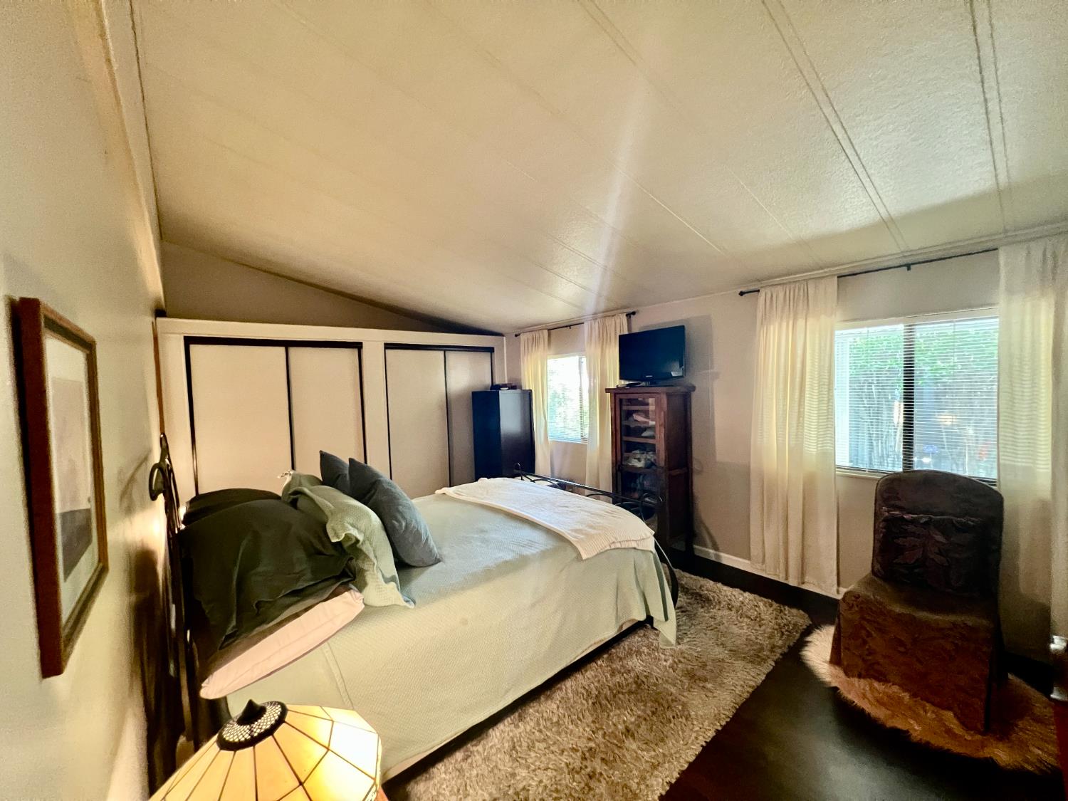 Detail Gallery Image 6 of 25 For 6132 Mame Ct, Citrus Heights,  CA 95621 - 2 Beds | 2 Baths
