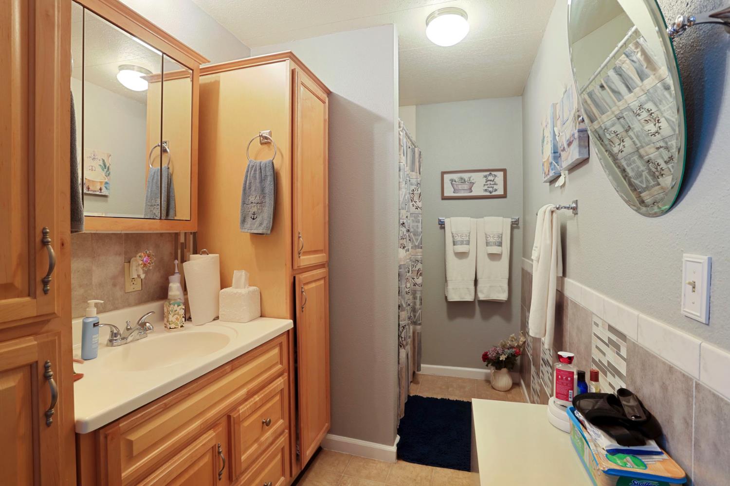 Detail Gallery Image 25 of 31 For 1830 E East Yosemite, Manteca,  CA 95336 - 3 Beds | 2 Baths