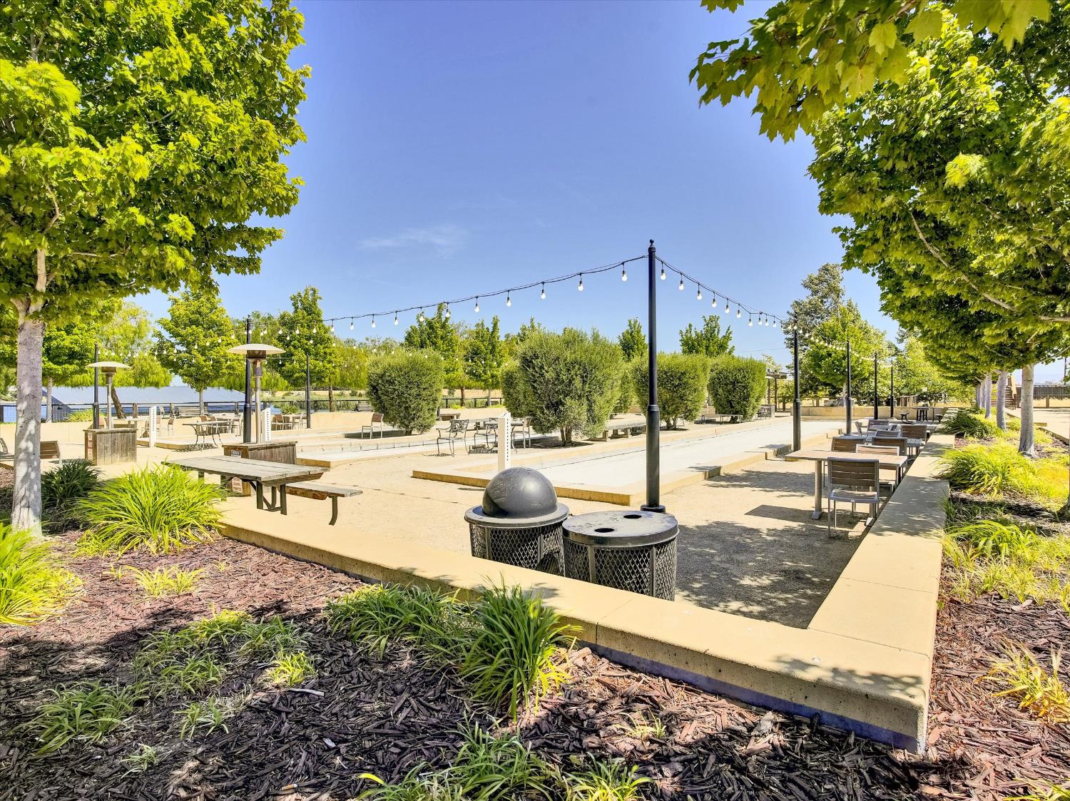 Detail Gallery Image 68 of 69 For 18551 Admiral Way, Lathrop,  CA 95330 - 4 Beds | 3 Baths