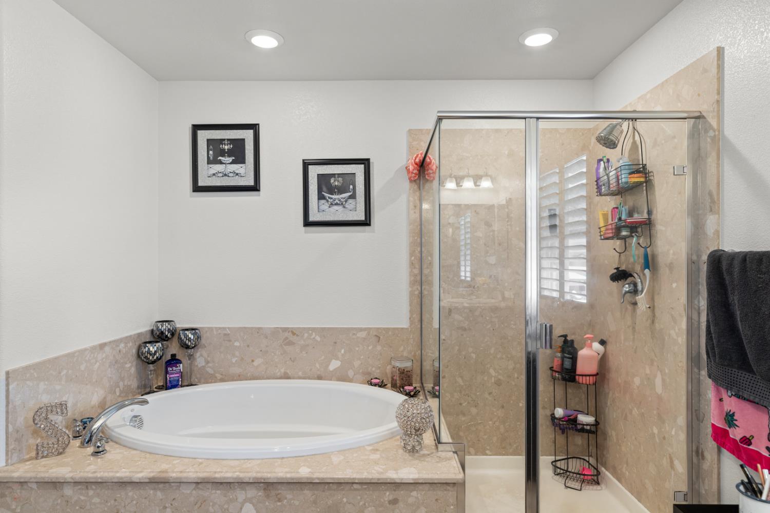 Detail Gallery Image 54 of 65 For 2411 Merlin Ln, Manteca,  CA 95337 - 5 Beds | 3 Baths
