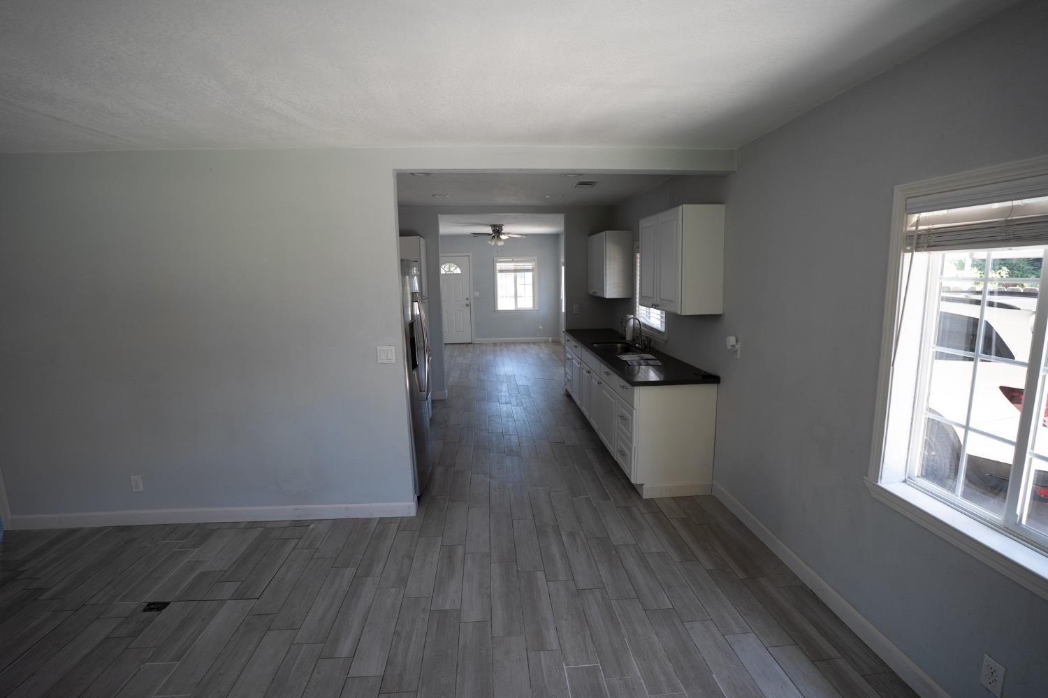 Detail Gallery Image 26 of 35 For 905 S Adelbert Ave, Stockton,  CA 95215 - 2 Beds | 1 Baths