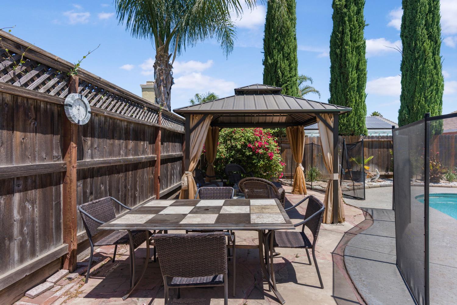 Detail Gallery Image 5 of 38 For 1625 Jasmine Ct, Tracy,  CA 95376 - 4 Beds | 2 Baths