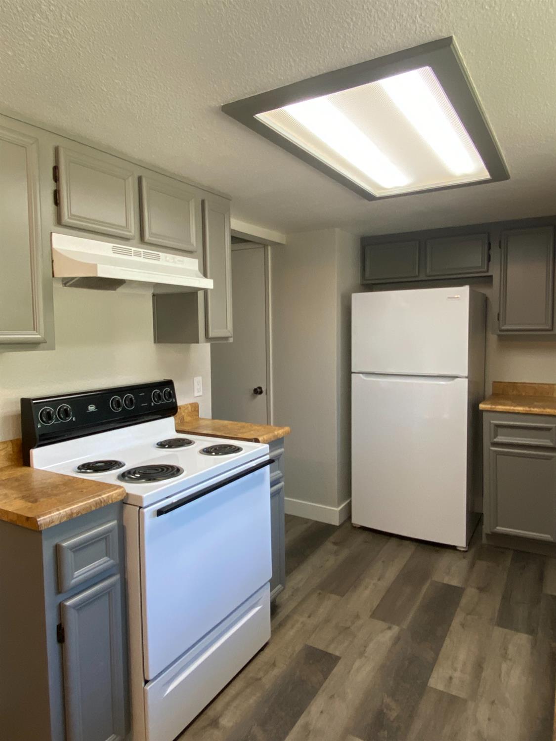 Detail Gallery Image 13 of 24 For 3701 Colonial Dr #92,  Modesto,  CA 95356 - 1 Beds | 1 Baths