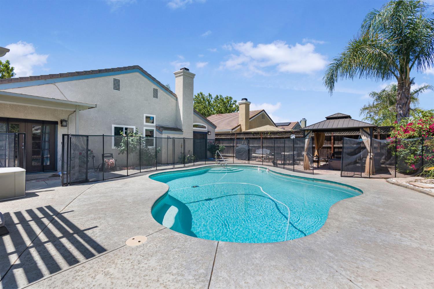 Detail Gallery Image 2 of 38 For 1625 Jasmine Ct, Tracy,  CA 95376 - 4 Beds | 2 Baths